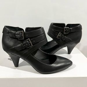 Black ankle strap